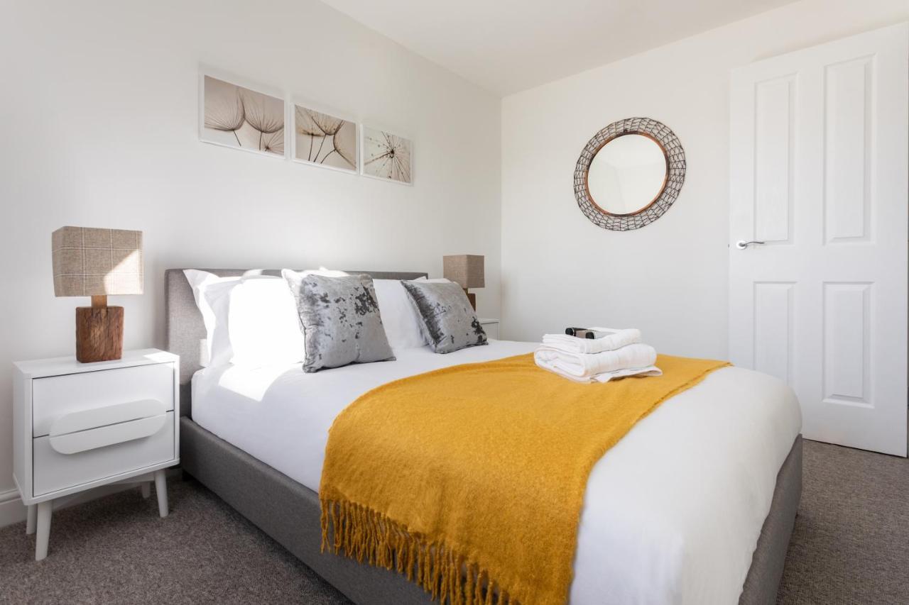 Castle Reach Apartment Колчестър Екстериор снимка