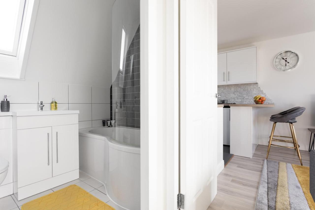 Castle Reach Apartment Колчестър Стая снимка